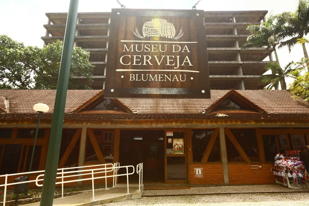 &Agrave; tarde: cultura e hist&oacute;ria